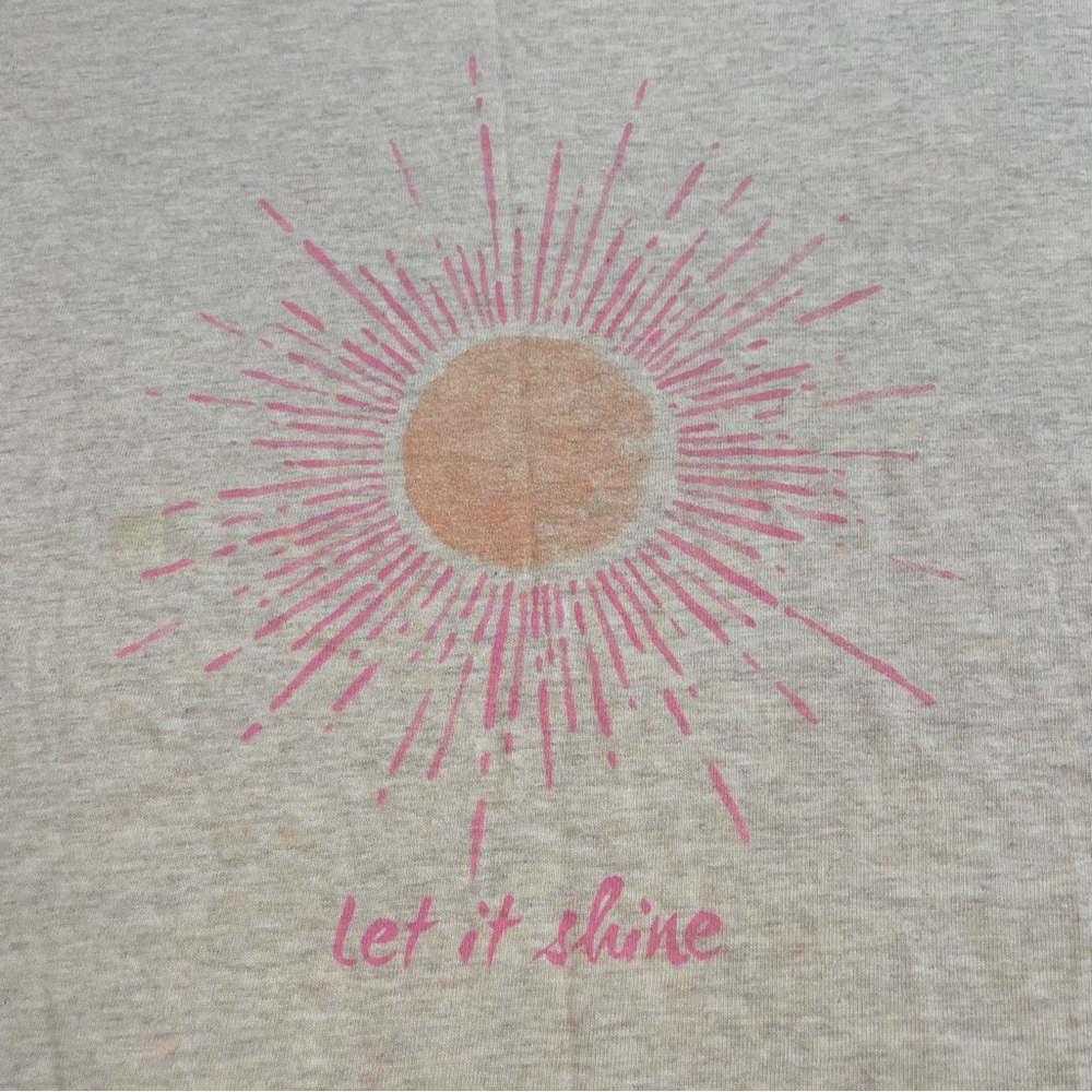Life Is Good Shirt XL‎ Womens Classic Fit Let It Shine Sun Oatmeal Tee